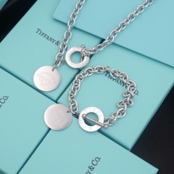 Return To Tiffany New York 925 Round Tag Gold  And Silver Bracelet Necklace Set